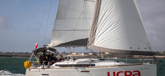 Sun Odyssey 389 sous voiles